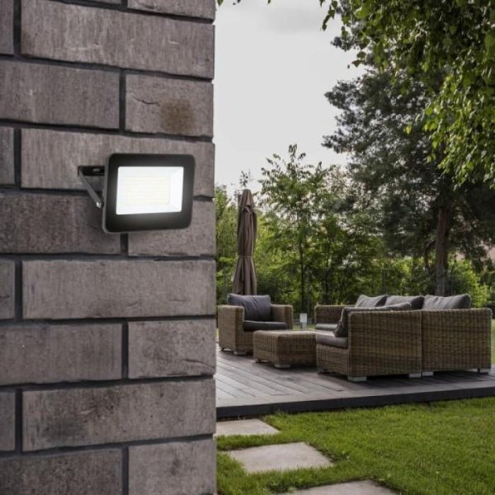 LED Außenstrahler Flutlicht 10W/1100lm Flood Einfahrtsbeleuchtung 2