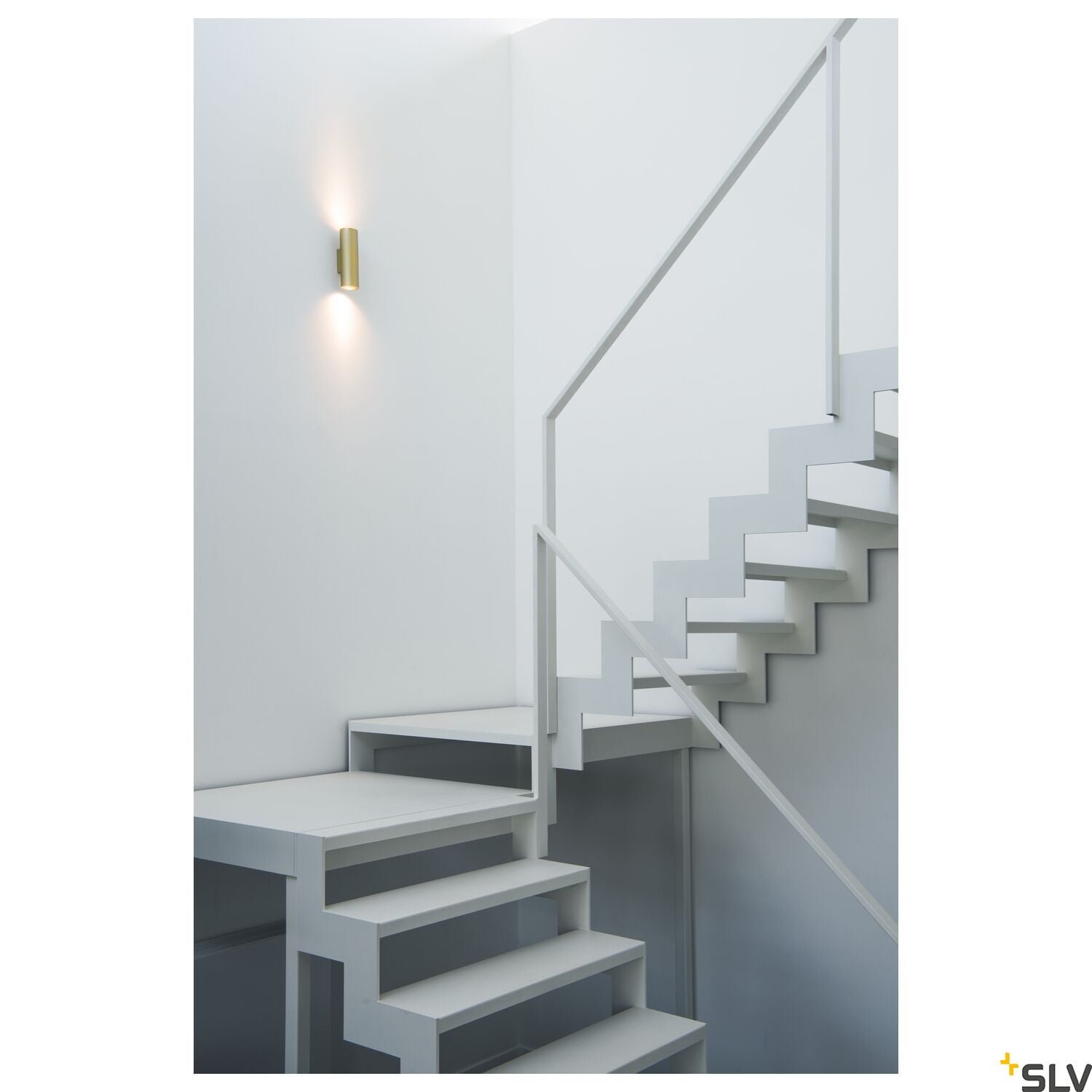 ENOLA B, Wandleuchte, QPAR51, rund, up/down, messing, max. 50 W, inkl. Zierring messing 3