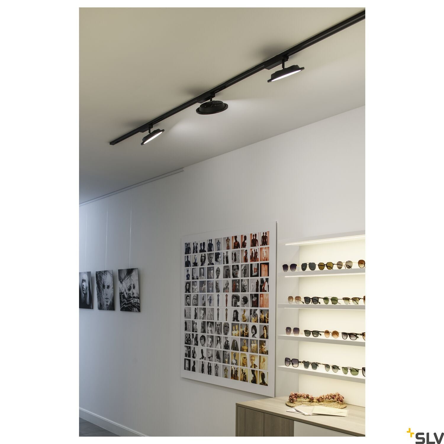 PANEL TRACK, 1 Phasen Spot schwarz 18W 3000K 5