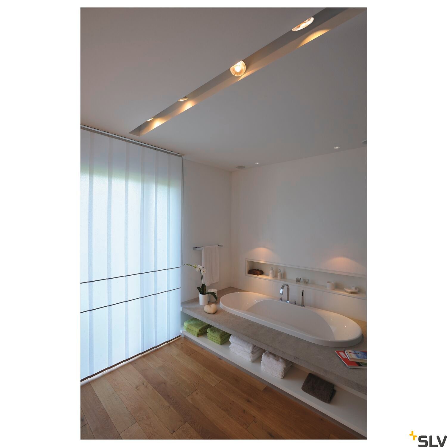 PURI TRACK, Spot, QPAR51, silbergrau, max. 50W, inkl. 1Phasen-Adapter 3